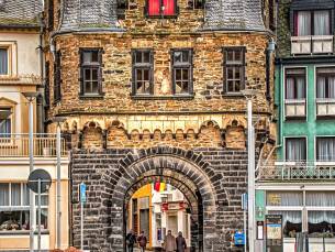 Over de Rijn naar R&uuml;desheim