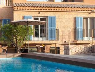 Es Corte Vell Inland Hotel