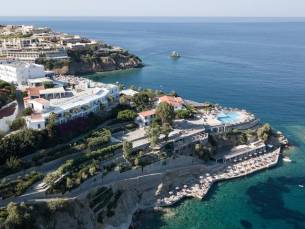 Hotel Peninsula Resort & Spa