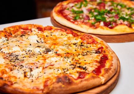 Pizza + tiramisu voor afhaal in Wassenaar