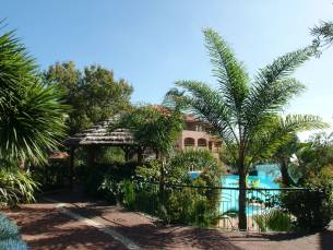 Pestana Village Garden Hotel