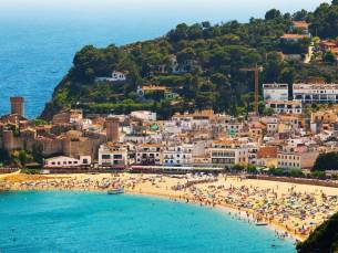 Verblijf in een 4*-hotel met zwembad en wellness aan de Costa Brava nabij het strand incl. vlucht, transfer en o.b.v. halfpension of volpension