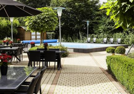 4*-hotel aan de rand van Maastricht incl. ontbijt en buitenzwembad