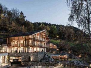 Presulis Hideaway Apartments