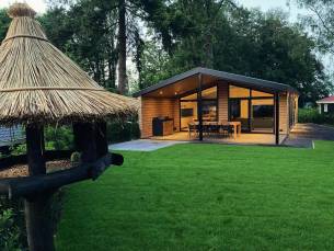 Family Lodge Deluxe - 4 personen