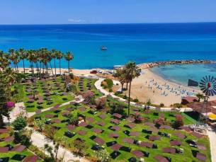 Cavo Maris Beach Hotel