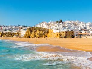 4*-zonvakantie in het bruisende Albufeira incl. vlucht en ontbijt