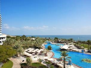 Le Meridien Al Aqah Beach
