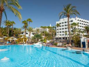 Hotel Corallium Beach by Lopesan
