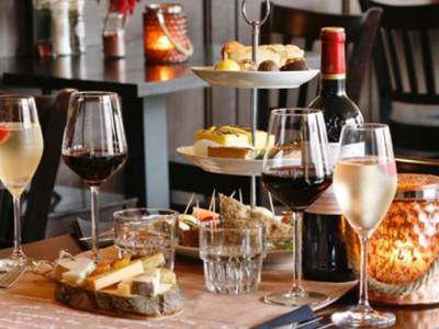 Thuisbezorgd of afhalen: high-winepakket voor 2