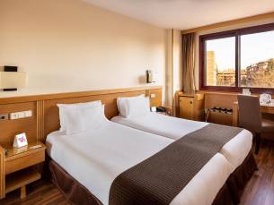 Holiday Inn Piramides