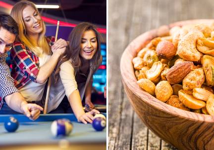 1 uur poolen + borrelmix bij PoolcafÃ© The Bridge