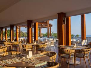Mira Meridia Beach Resort Hotel