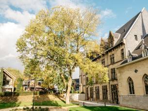✨ Stijlvol overnachten in een HISTORISCH designklooster in Valkenburg incl. ontbijt & NS treinretour