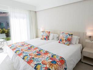 Hotel LIVVO Dunagolf Suites