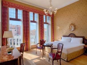 Hotel NH Venezia Santa Lucia