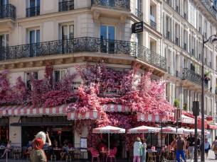 STUNT! ⚡ Ontdek de stad van de liefde: verblijf in hartje Parijs + ontbijt