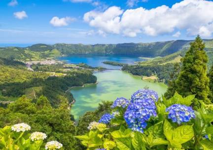 Azorean classic met transfers en excursies