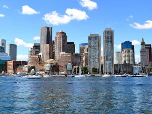 Spirit of Boston Dinner Cruise bei Sonnenuntergang mit Buffet