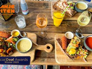 3-gangen keuzelunch bij Strandpaviljoen Oranje Buiten aan het Markermeer