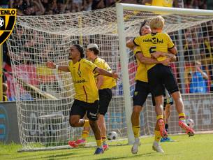 voor wedstrijd van VVV-Venlo tegen Jong AZ of Jong PSV