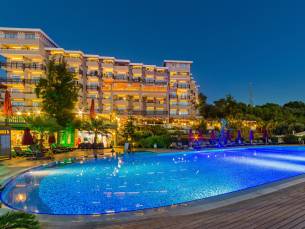 Justiniano Deluxe Resort
