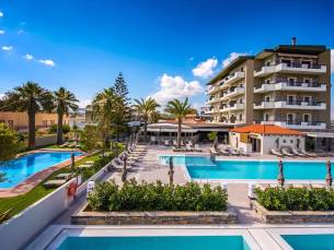 8 daagse vliegvakantie naar Petousis Hotel en Suites in amoudara, griekenland