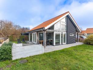 Zonnedorp 19 Modern vakantiehuis Renesse | Strand op loopafstand