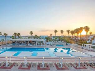 Dome Beach Hotel & Resort