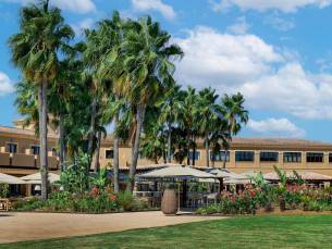 Hacienda Son Antem Autograph