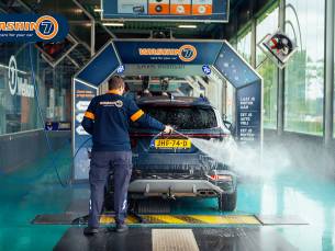 Complete carwash bij Washin7 Rijen