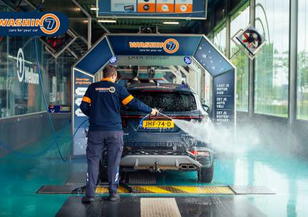 Complete carwash bij Washin7 Rijen