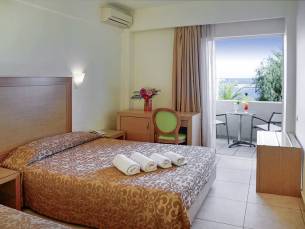 Itanos Hotel