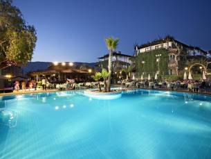 Club Hotel Titan