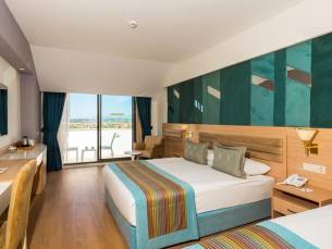 Hotel Dream World Hill