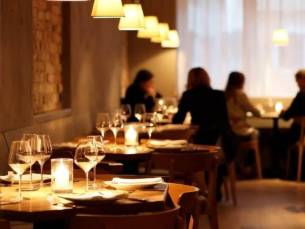 Sfeervol hotel gevestigd in een karakteristiek herenhuis aan het beroemde Vrijthof in Maastricht incl. NS treinretour