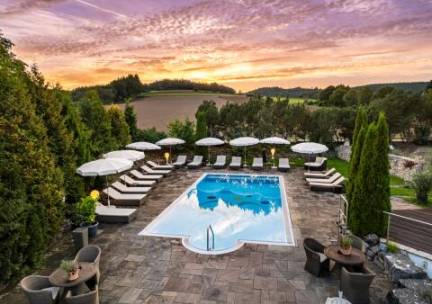 Wellness en actieve ontspanning in de sprookjesachtige natuur van het Sauerland