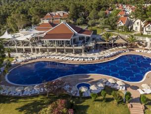 Long Beach Club Nature