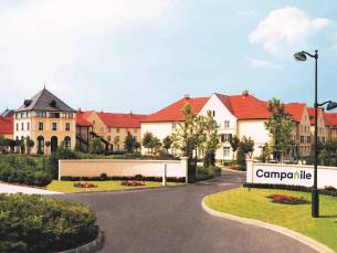 Hotel Campanile Val de France