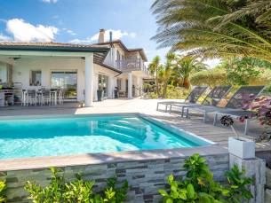 Maison Madalena With Pool close to ocean