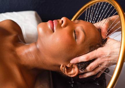 Japanese head spa naar keuze (60 of 90 min)