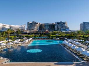 Limak Lara Deluxe Hotel & Resort