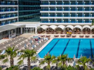 L' Etoile Hotel