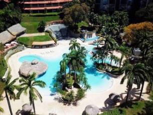 Tamarindo Diria Beach Resort