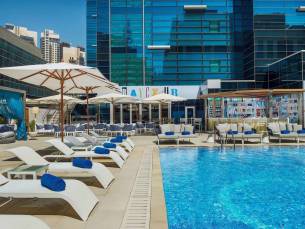 DoubleTree by Hilton Dubai - Business Bay