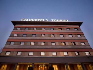 Star Tourist