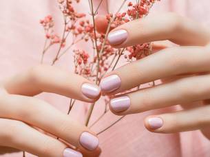 Manicurebehandeling of gelnagels