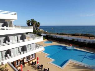 Hotel Luar