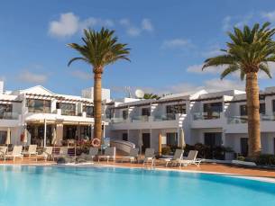 R2 Bah&iacute;a Kontiki Beach Aparthotel