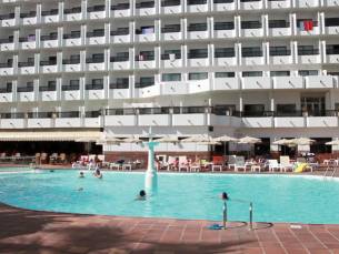 Hotel Caserio